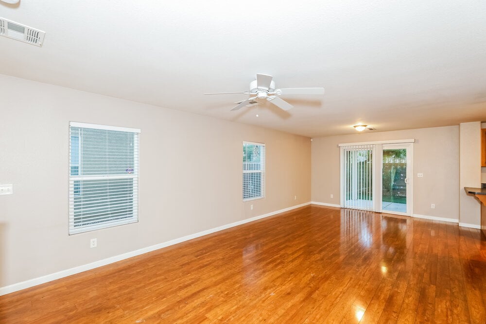 Building Photo - 6384 Whispering Clouds Ct