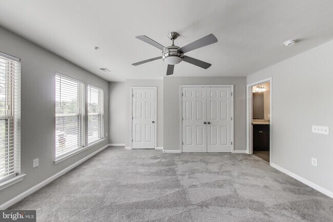 Building Photo - 645 Diamondback Dr