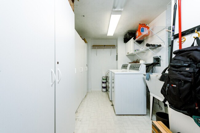 Building Photo - 1 John Anderson Dr