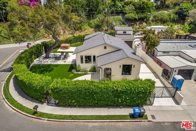 Building Photo - 266 Mabery Rd