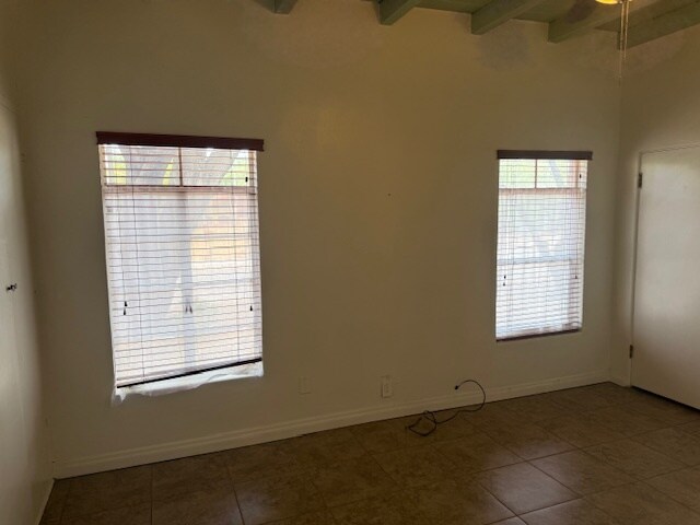Building Photo - 1241 N Norris Ave
