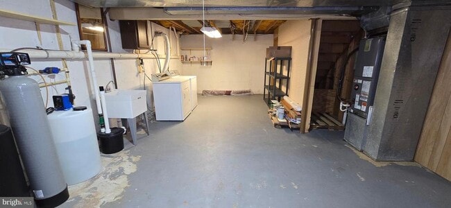 Building Photo - 1526 Palm Ct
