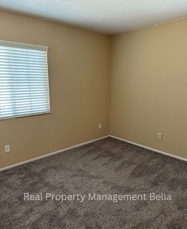 Building Photo - Charming Perris Hideaway: Spacious 3-Bedro...