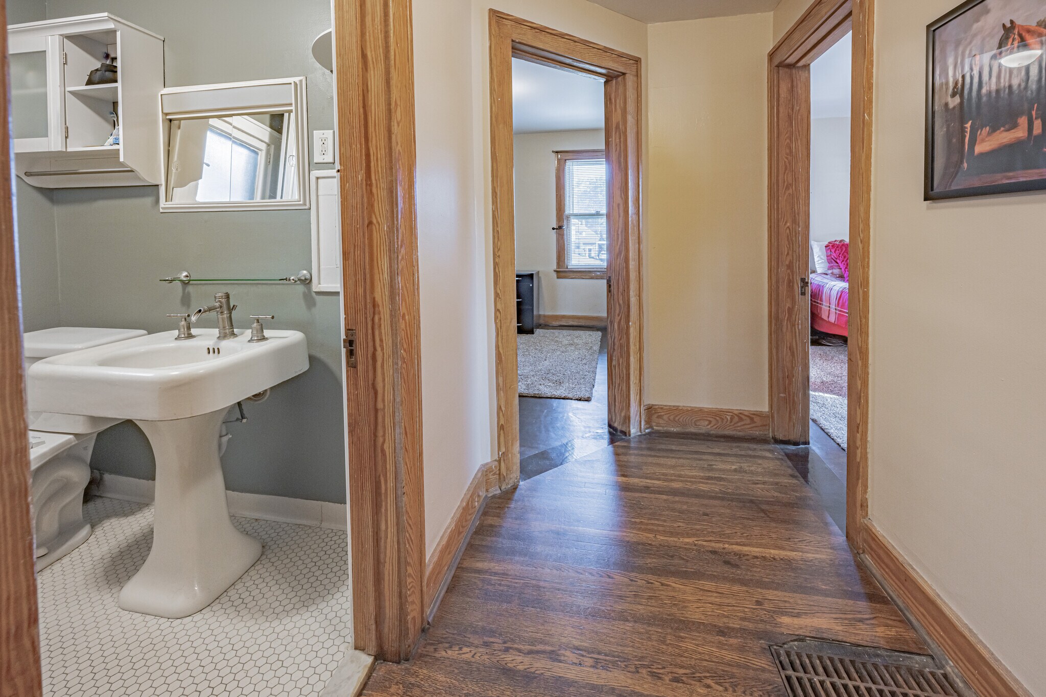 Building Photo - 118 Nassau Ave