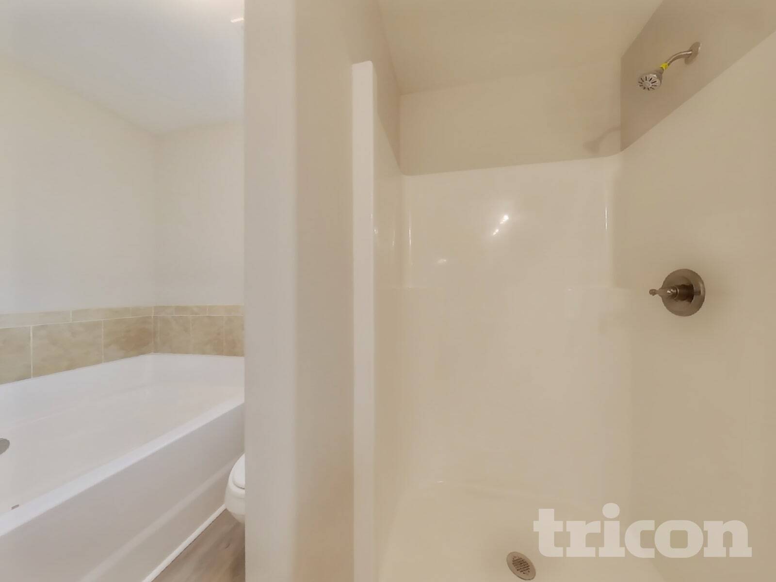 Building Photo - 424 Hyder Ct