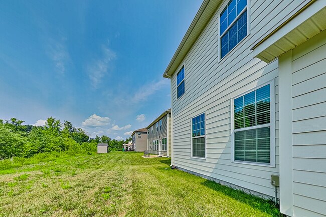 Building Photo - 5301 Ennisworth Ln
