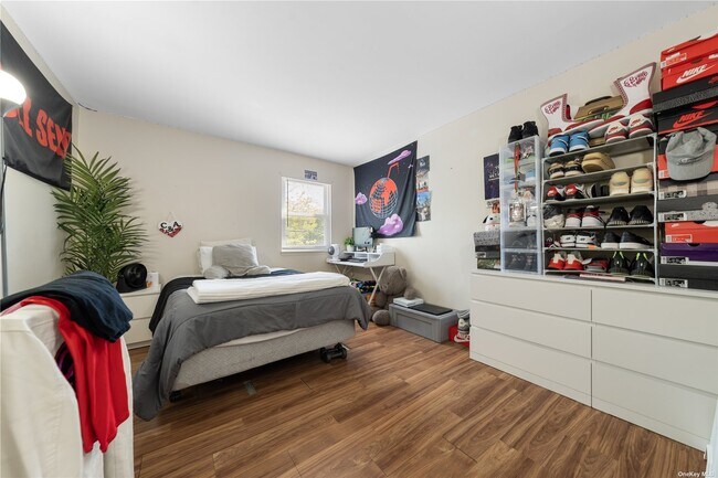 Building Photo - 1 Andrew Ct