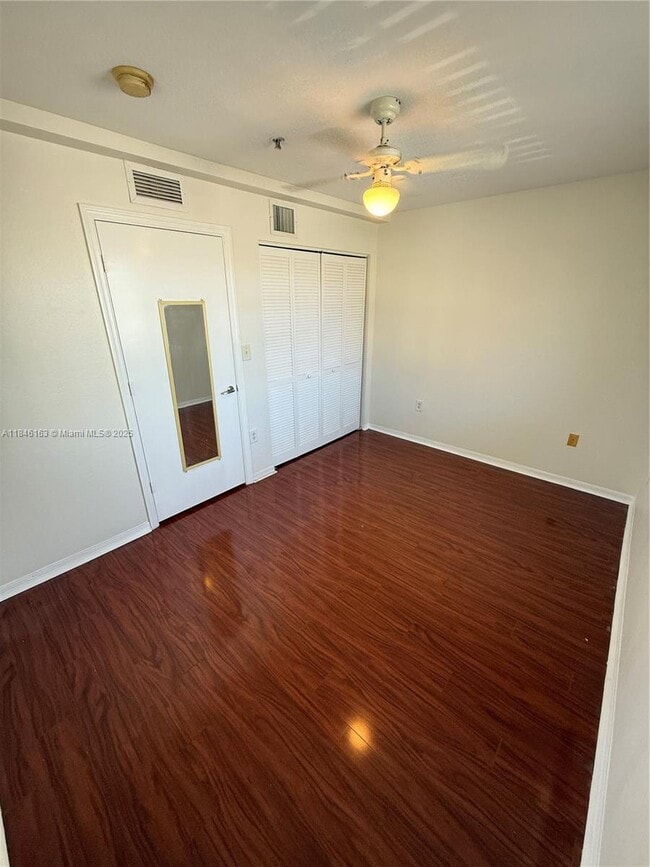 Building Photo - 2082 NE 167th St