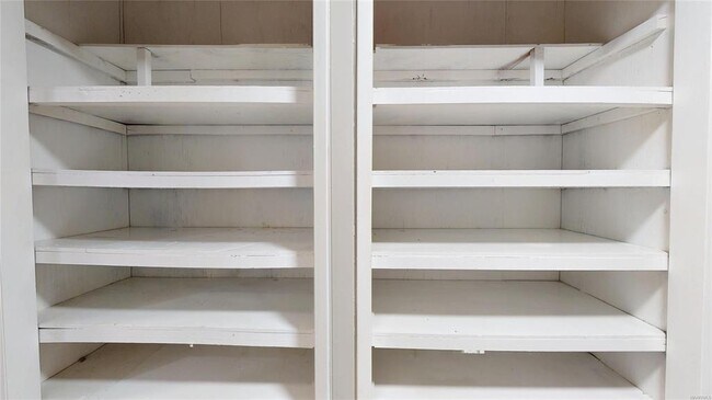 Building Photo - 1003 Geneva St