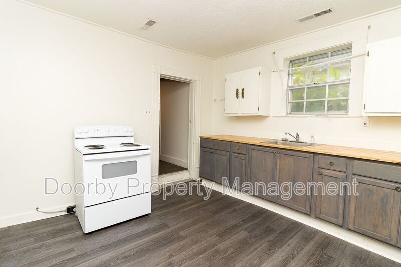 Building Photo - 4902 13th Ave