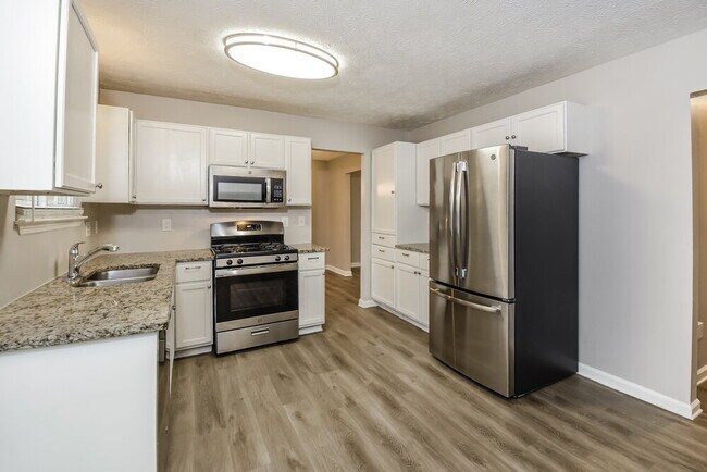 Building Photo - 4067 Keheley Glen Dr