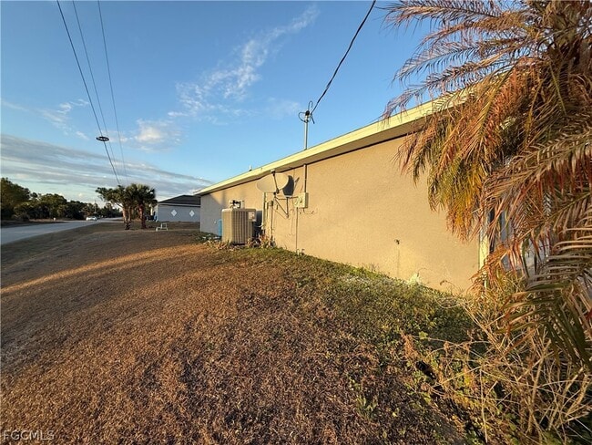 Building Photo - 3114 51st St W