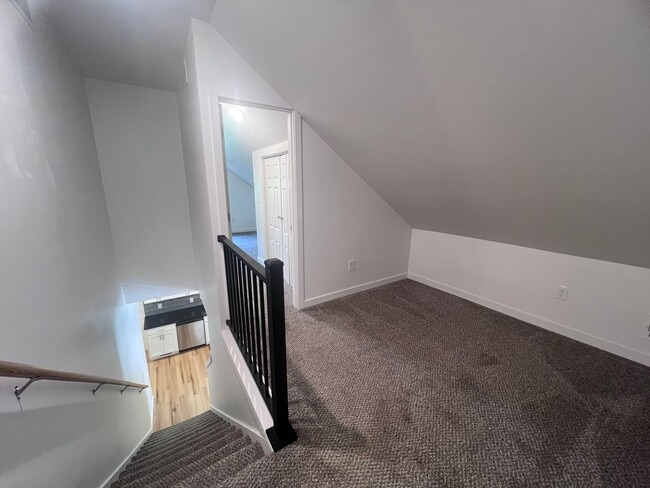 Building Photo - Charming 3-Bedroom Home in Grand Rapids!