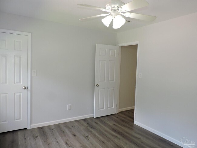Building Photo - 8512 Belle Meadow Blvd