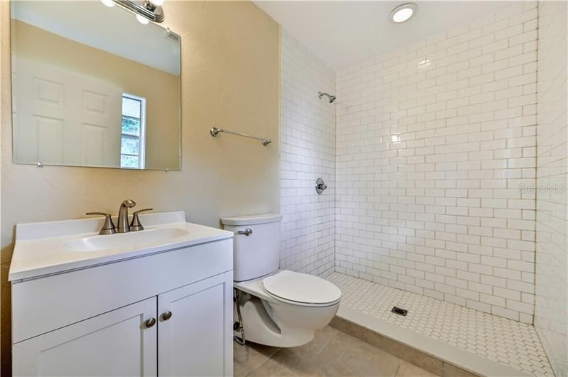 Building Photo - 503 Penn Rd W