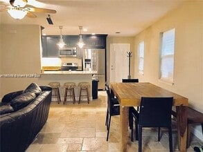 Building Photo - 2185 86th Dr