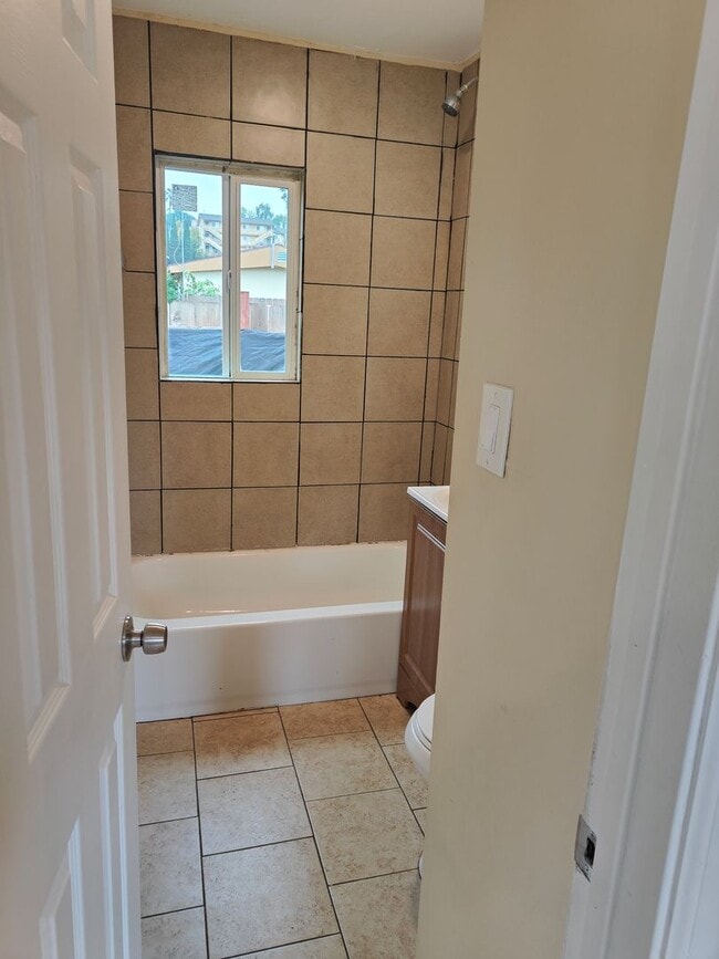 Building Photo - Margarita3