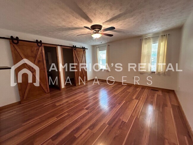 Building Photo - Home for rent in Lincoln!!! Available NOW!!!