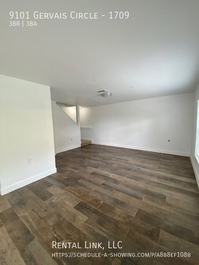 Building Photo - 9101 Gervais Cir