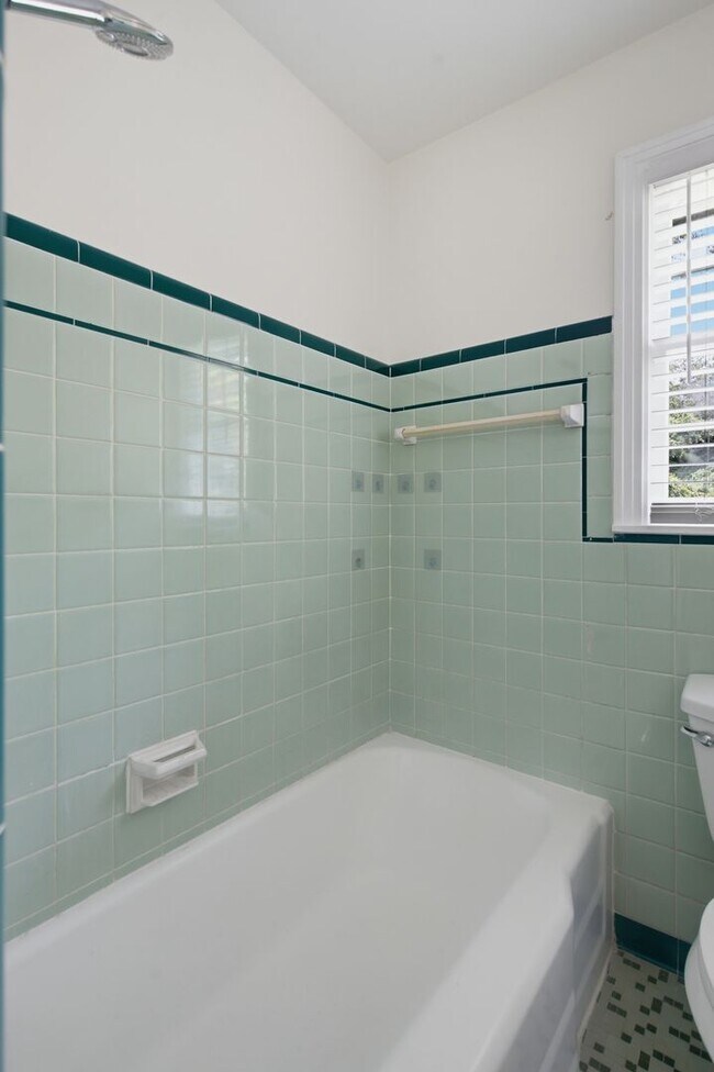 Building Photo - 4207 Glynda Dr