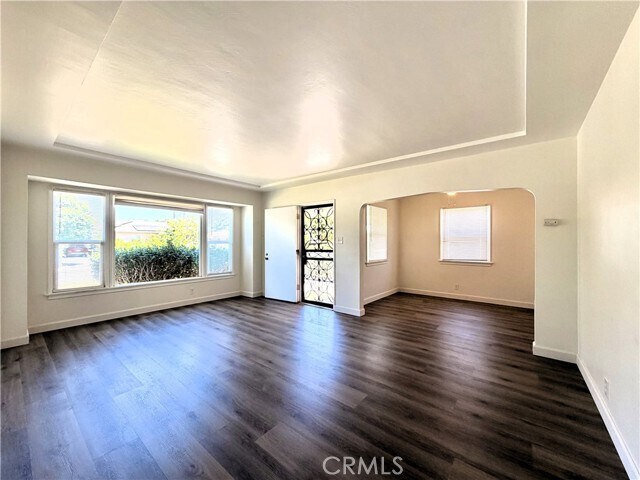 Building Photo - 12911 Whitewood Ave