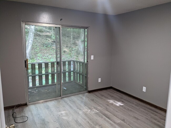Building Photo - 1504 Colony Park Dr