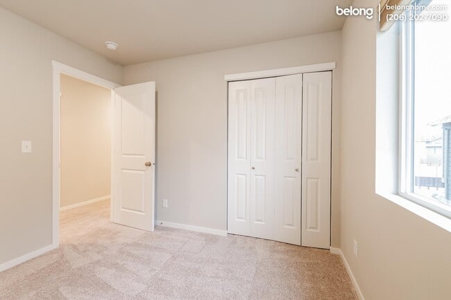 Building Photo - 18791 108th Ave E