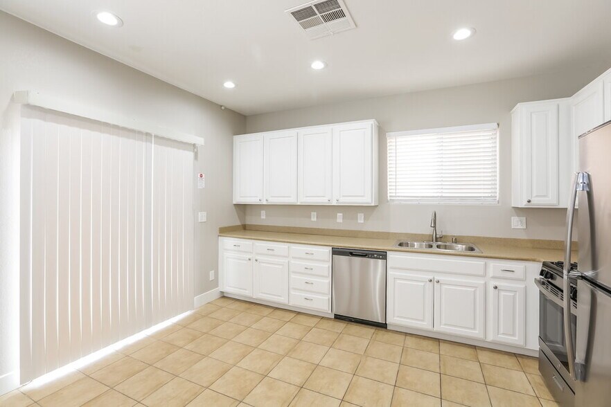 Building Photo - 8052 Severn Valley St