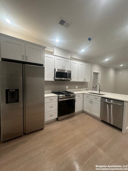 Building Photo - 161 Allston St