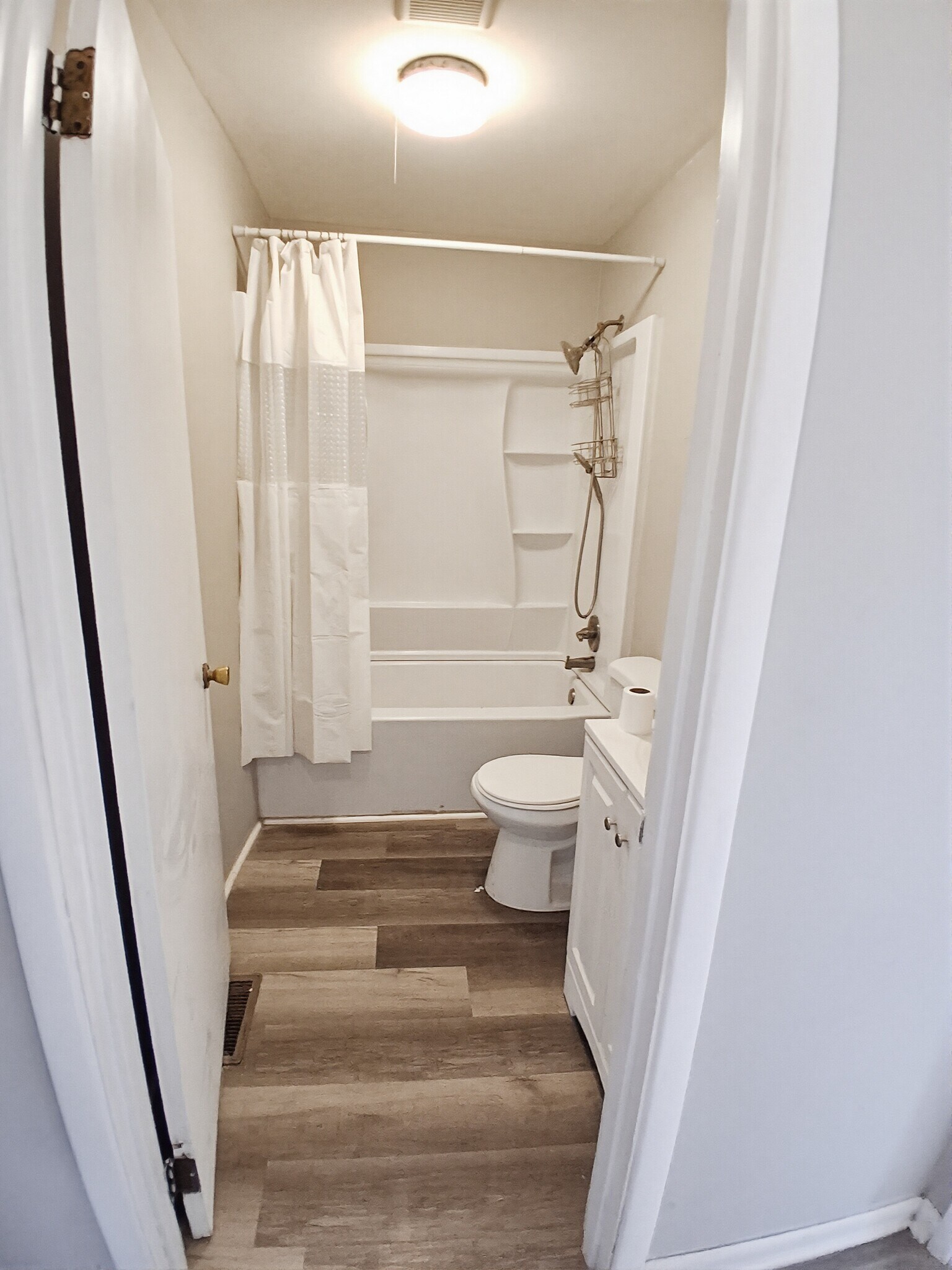 Building Photo - 911 Andes St