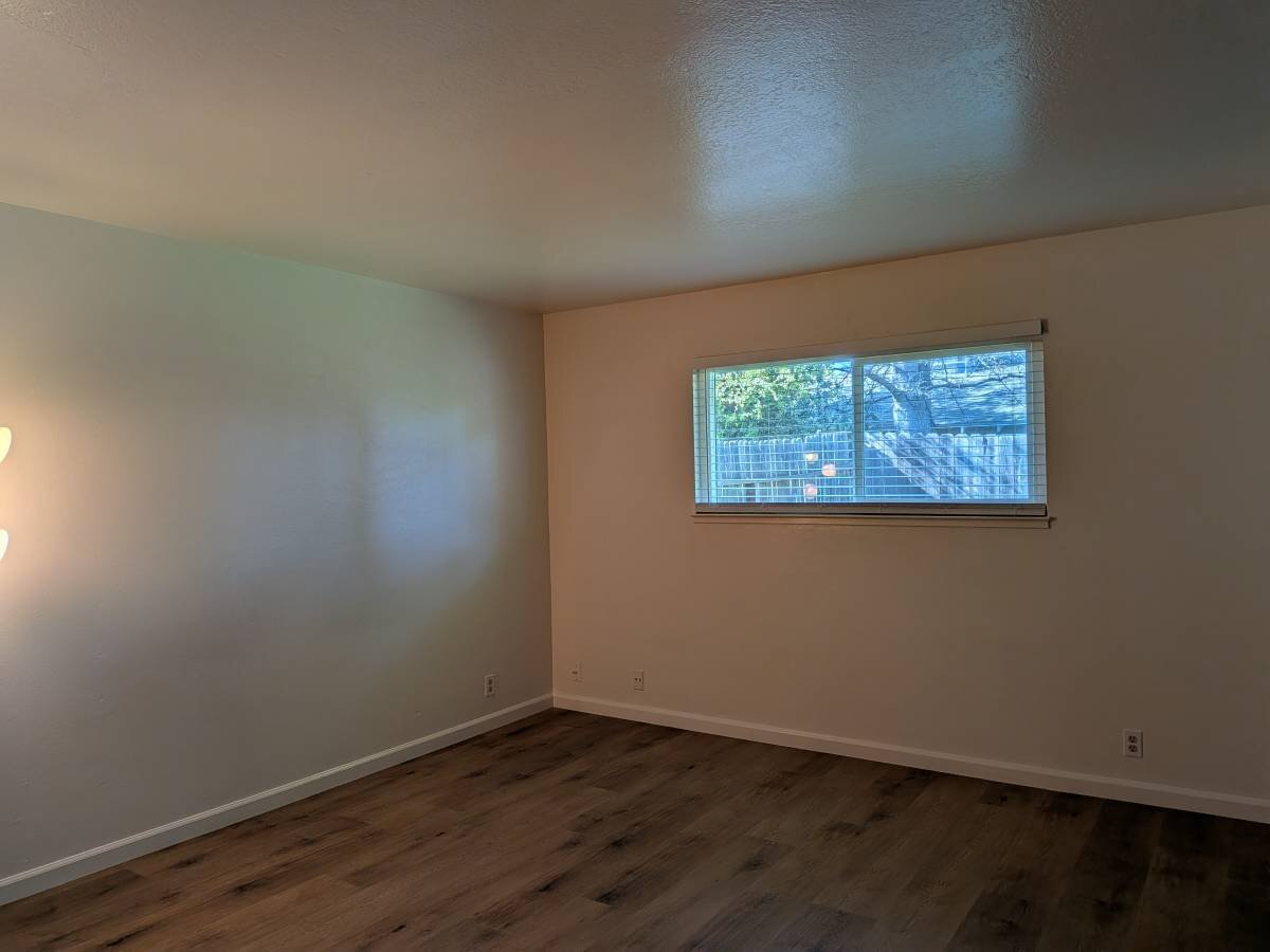 Building Photo - 9277 Corinthian Cir