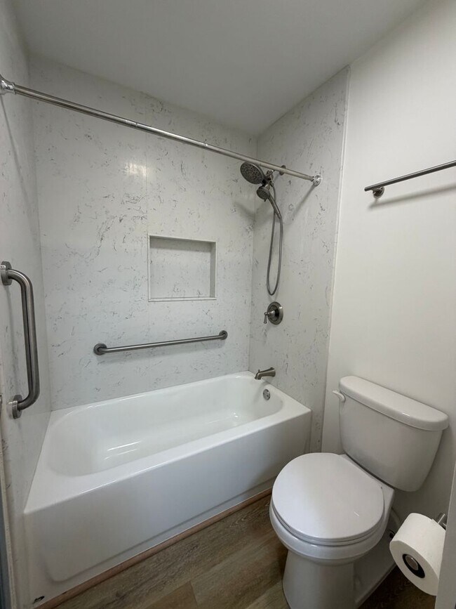 Building Photo - 55 S Kukui St