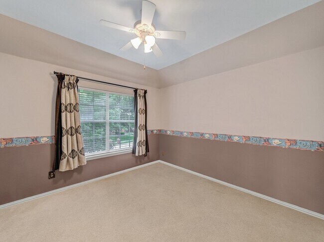 Building Photo - 13444 Bavarian Dr