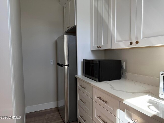 Building Photo - 8736 E Joshua Tree Ln