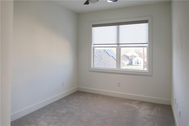 Building Photo - 3415 Dalton St