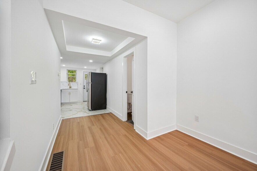 Building Photo - 2125 N Marston St