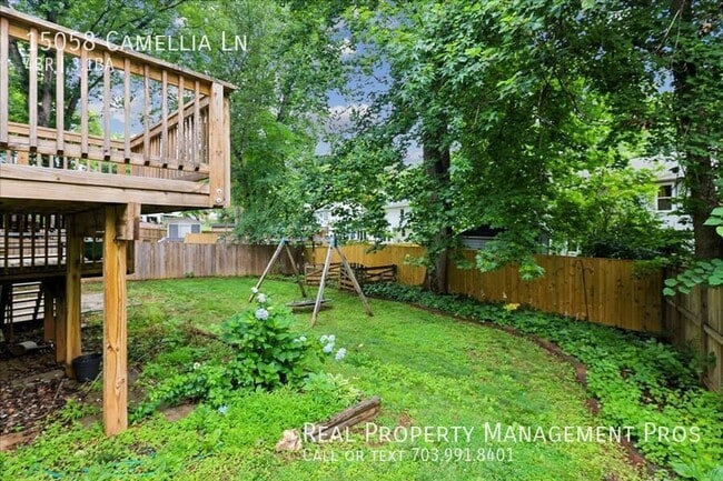 Building Photo - 15058 Camellia Ln