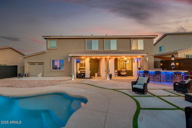 Building Photo - 18472 W Desert Ln