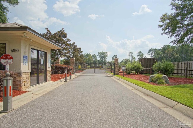 Building Photo - 6023 Dunridge Drive