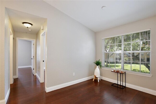 Building Photo - 860 Grand Regency Pointe