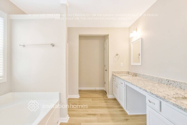 Building Photo - 4221 Lehigh Blvd