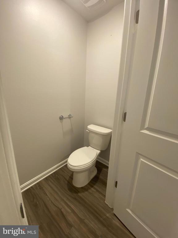 Building Photo - 214 Gumspring Dr