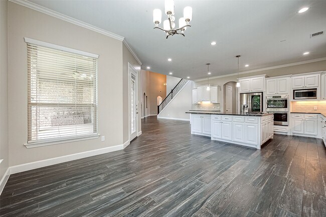 Building Photo - 6527 Camillia Ct