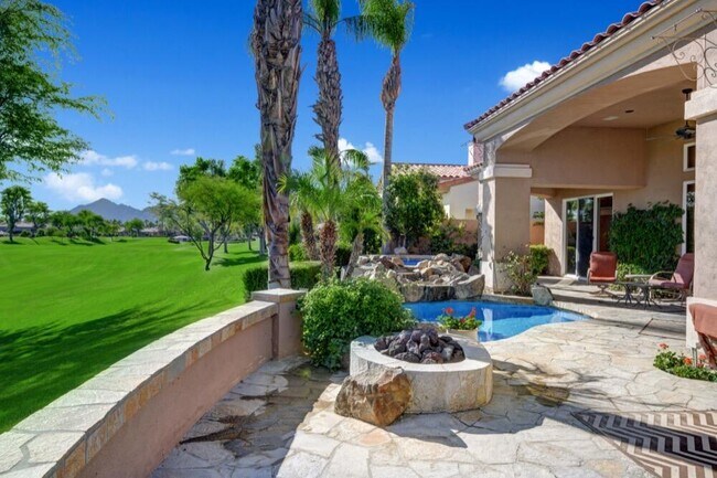 Building Photo - 348 Tomahawk Dr