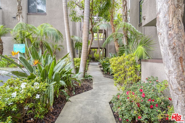 Building Photo - 8300 Manitoba St