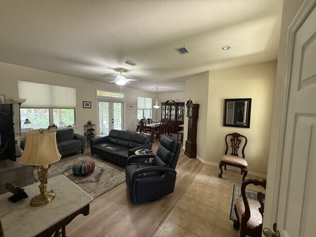 Building Photo - 3 Bedroom 2 Bath Home In Turkey Creek