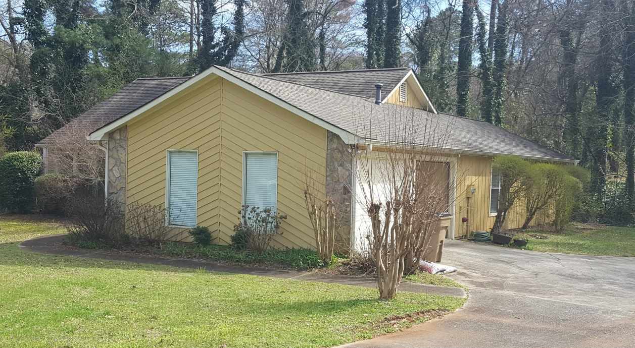 Building Photo - 2228 N Woods Ct