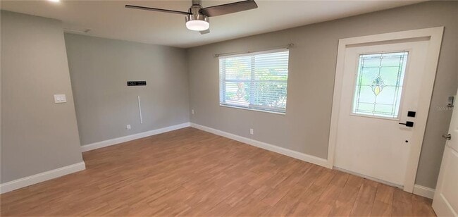 Building Photo - 4042 Condor Ln