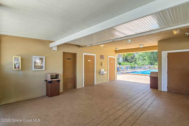 Building Photo - 1641 Sunny Brook Ln