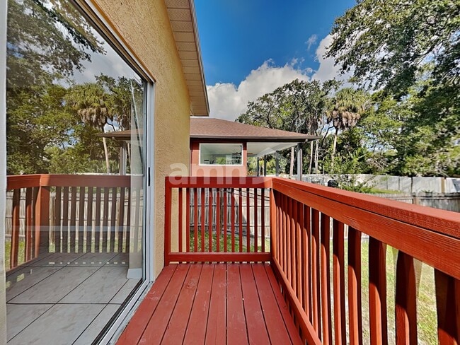 Building Photo - 5817 Mohr Loop